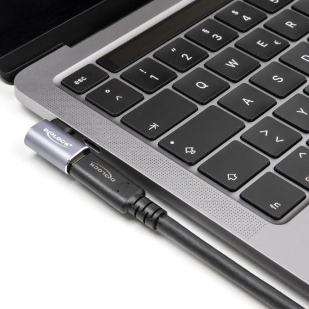USB C adapter